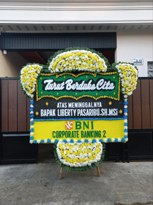 Papan Bunga Duka di Nampirejo