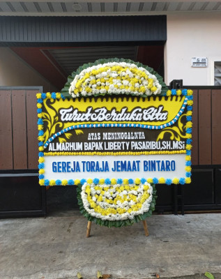 Papan Bunga Duka di Nampirejo